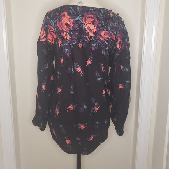 Anthropologie Black Floral Top - Picture 6 of 12